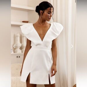 NWT Selfie Leslie Liardon Bubble Sleeve V-Neck Mini Dress